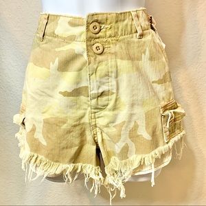 We The Free camouflage high rise shorts
